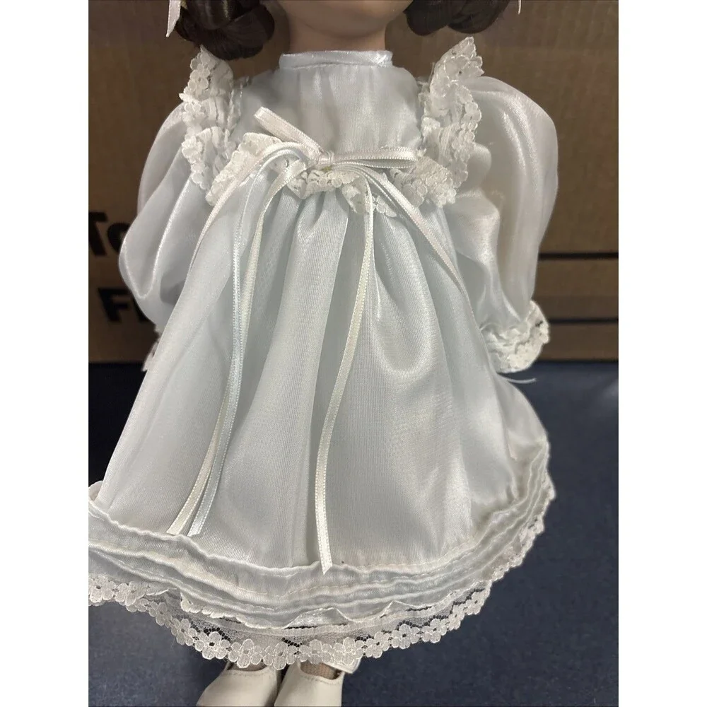 Vintage Porcelain Doll – Antique Style Collectible Figurine – Display Doll